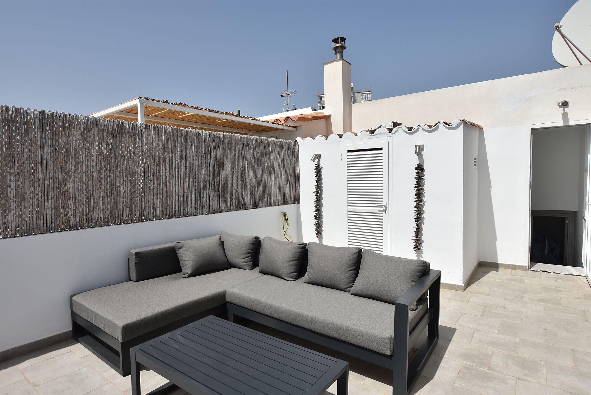 Penthouse apartment with roof terrace in the heart of Palma Nova