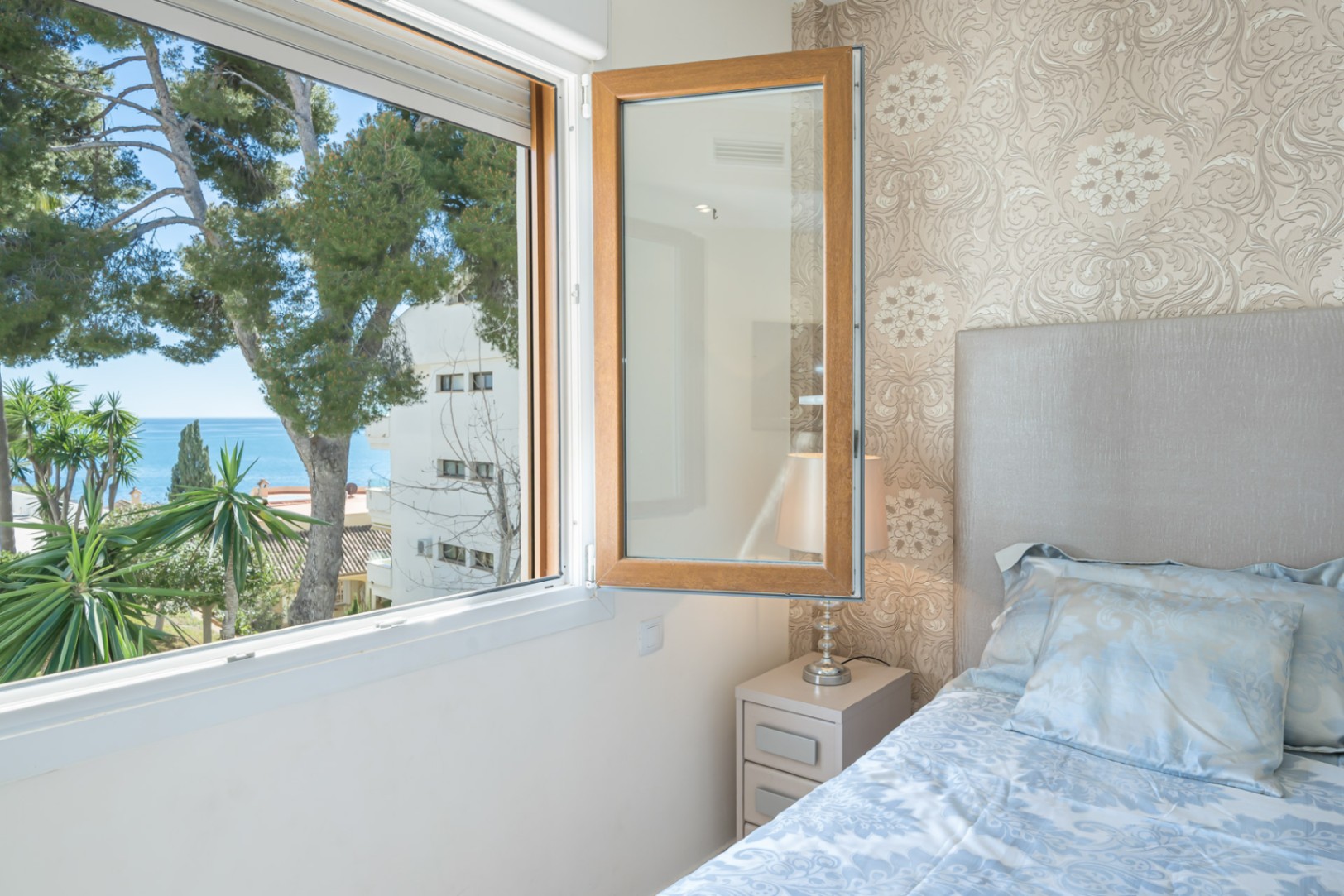 Apartamento en planta alta con preciosas vistas al mar