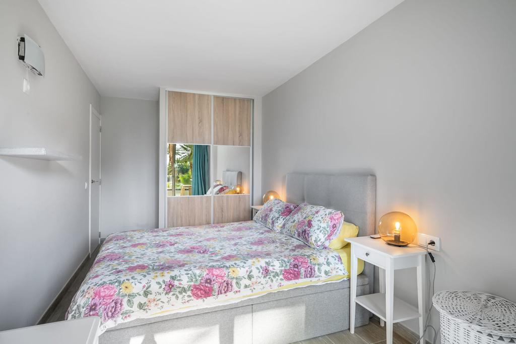 Attractive fully renovated garden apartment in De Mar