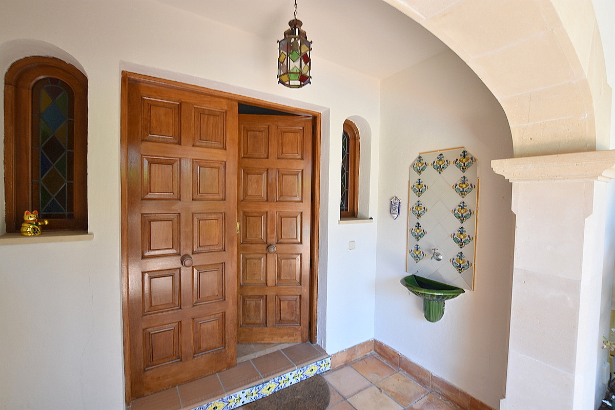 Villa de 4 dormitorios de estilo mediterráneo en Costa dén Blanes