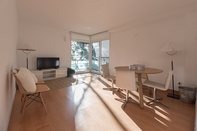 Reformed apartment in Roca Marina