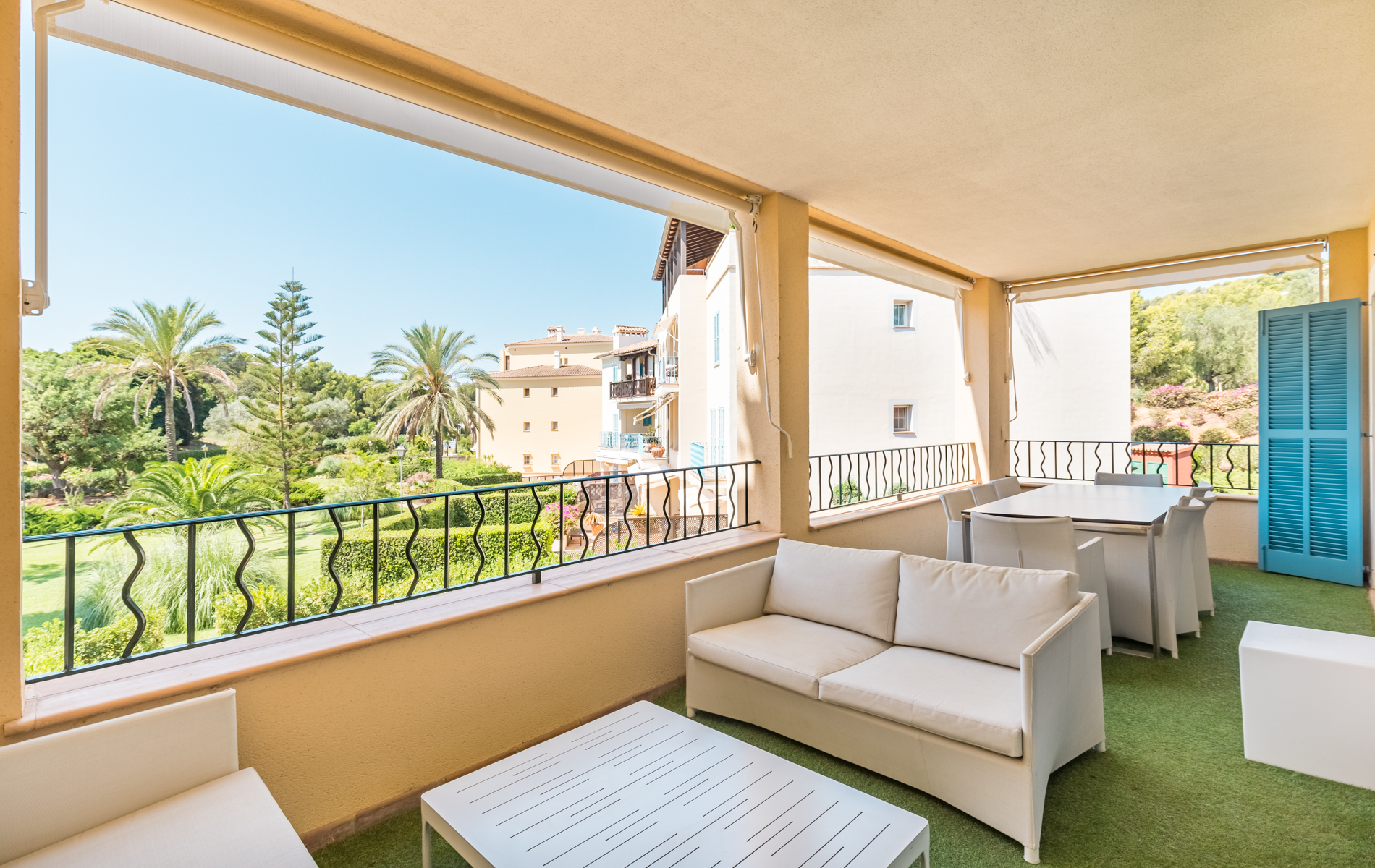 Beautiful and immaculate apartment in Ses Oliveres